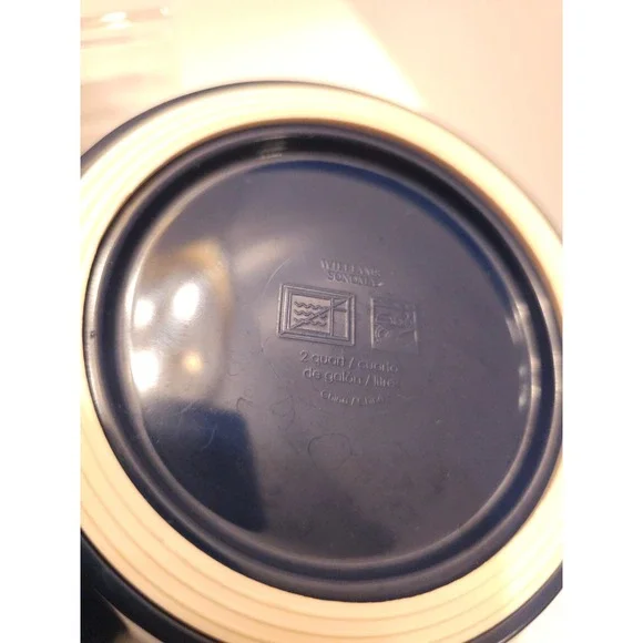 Williams Sonoma Navy Blue Melamine Nesting Mixing Bowls Set of 3 Pour Spout - Picture 8 of 9